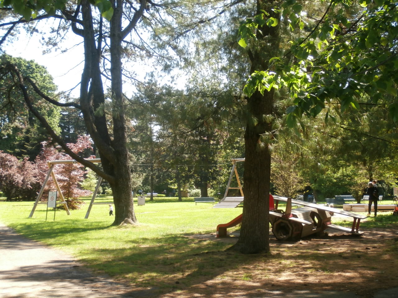 Cura del verde pubblico: nella fase conclusiva il primo taglio stagionale