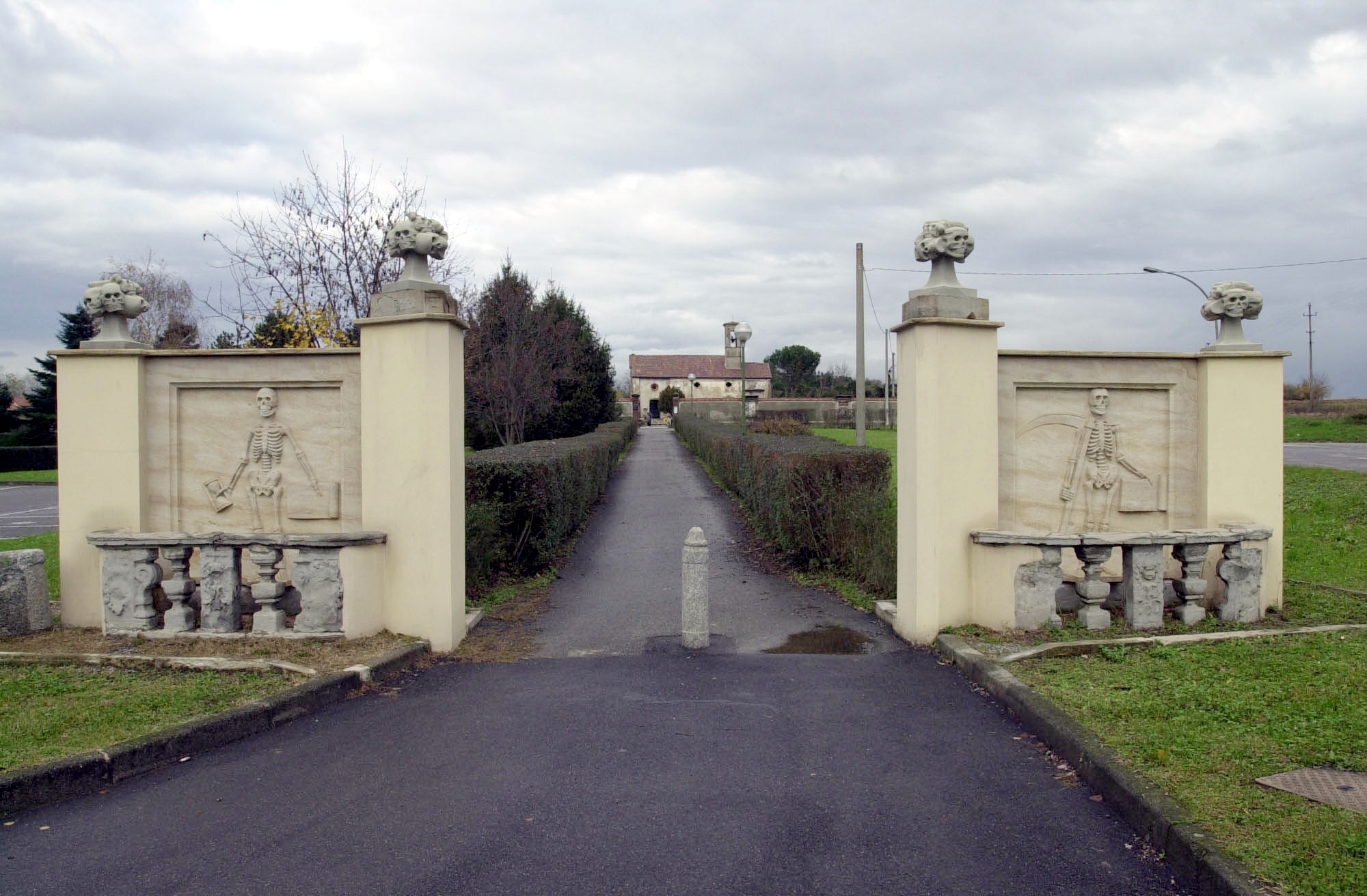 Un nuovo gestore per i servizi cimiteriali e la gestione dei cimiteri comunali